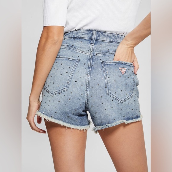 NEW• GUESS Rhinestone Denims Short - Picture 3 of 4